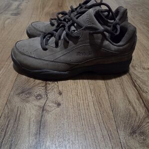 Ryka Catalyst Women’s 7.5 Nubuck Walking Sneakers Brown Comfort